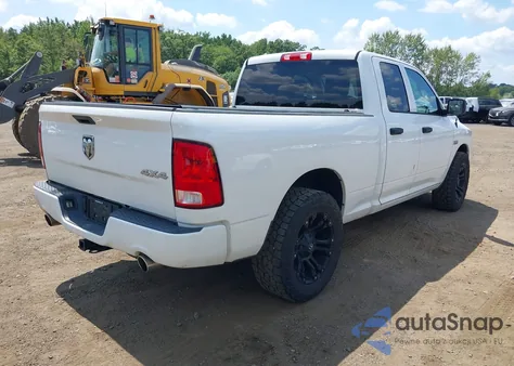 2017 Ram 1500 Express 4X4 6'4 Box из США, поврежденный, VIN 1C6RR7FTXHS728021